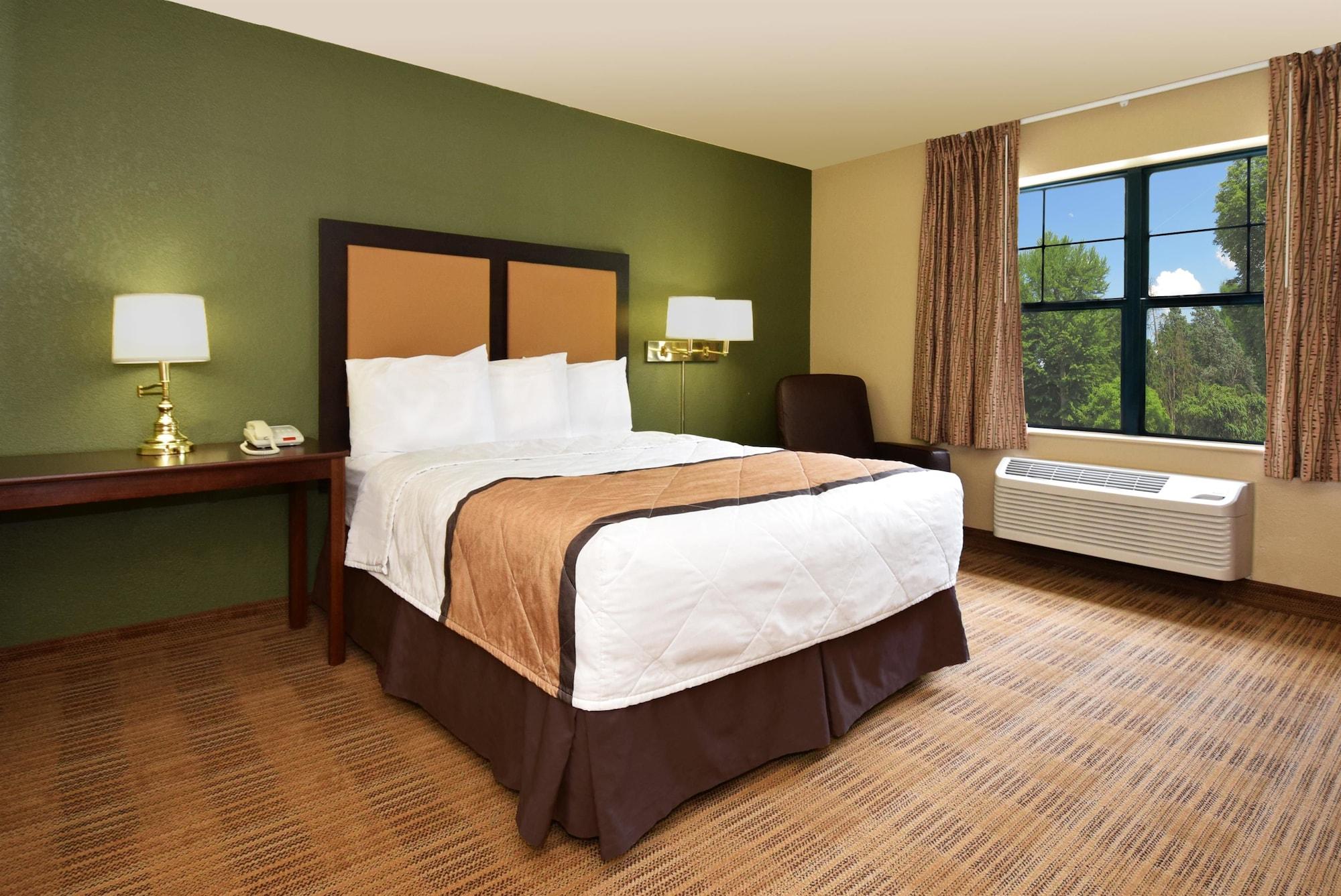 Extended America - - Westview Dr Hotel Frederick