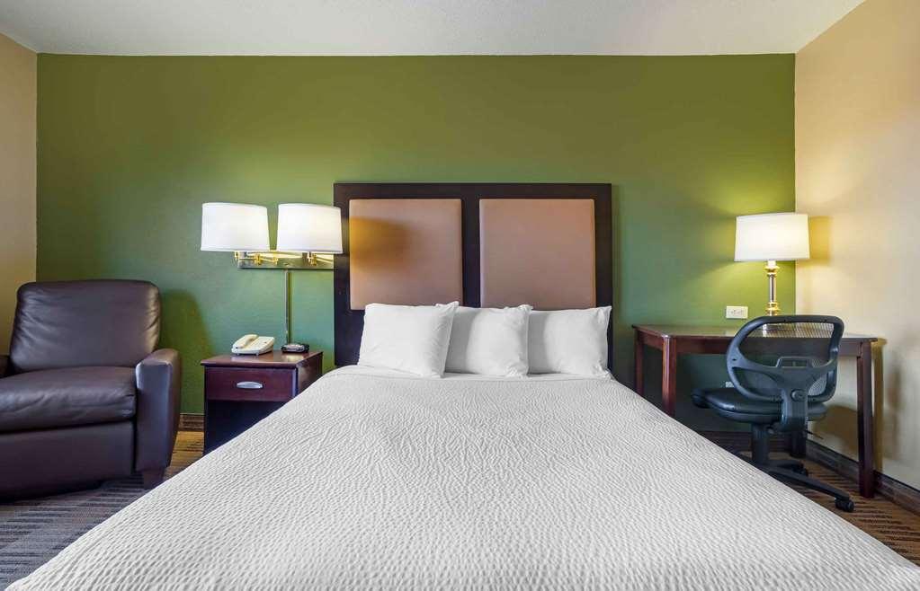 Extended America - - Westview Dr Hotel Frederick