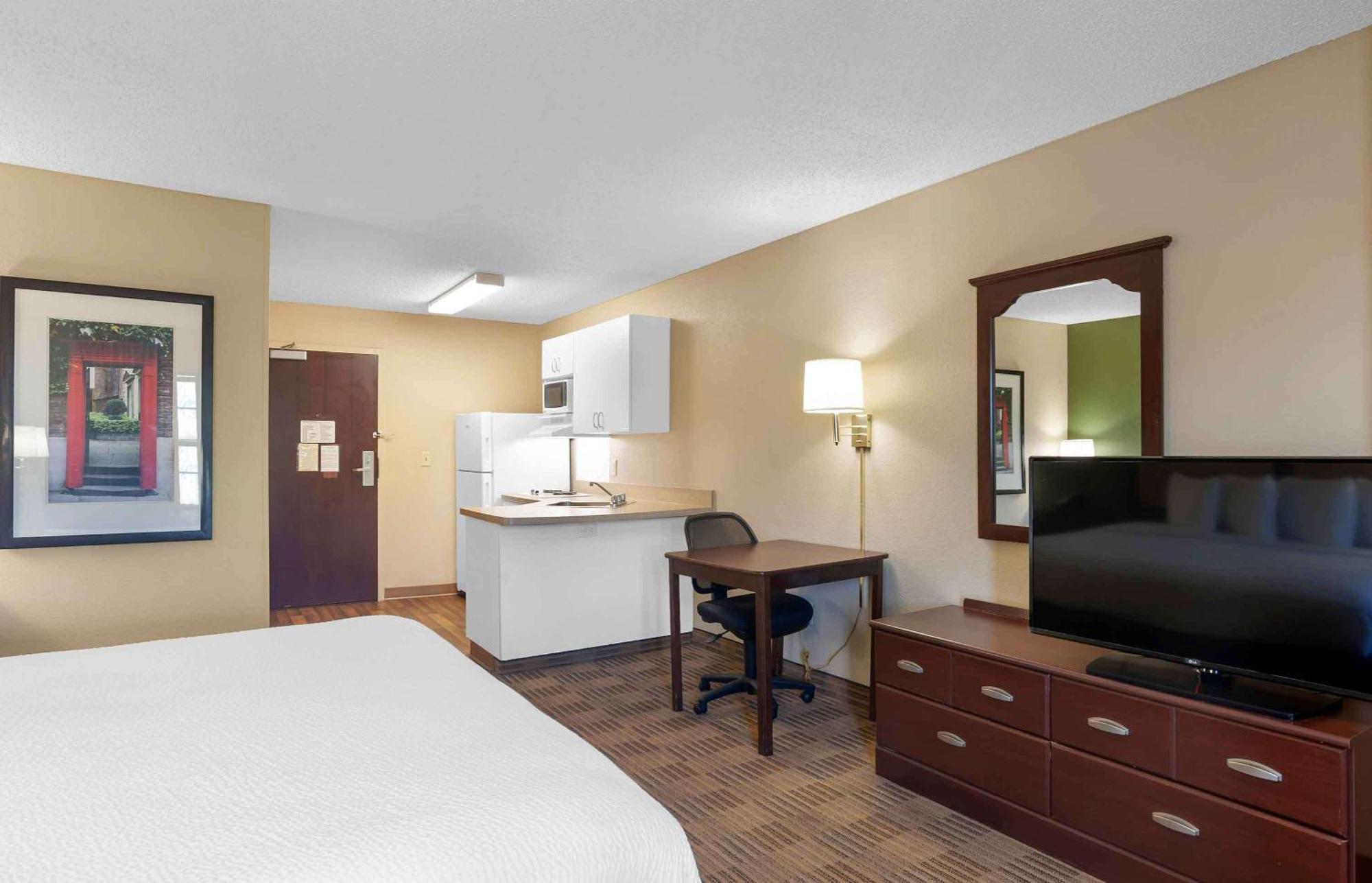 Hotel Extended America - - Westview Dr