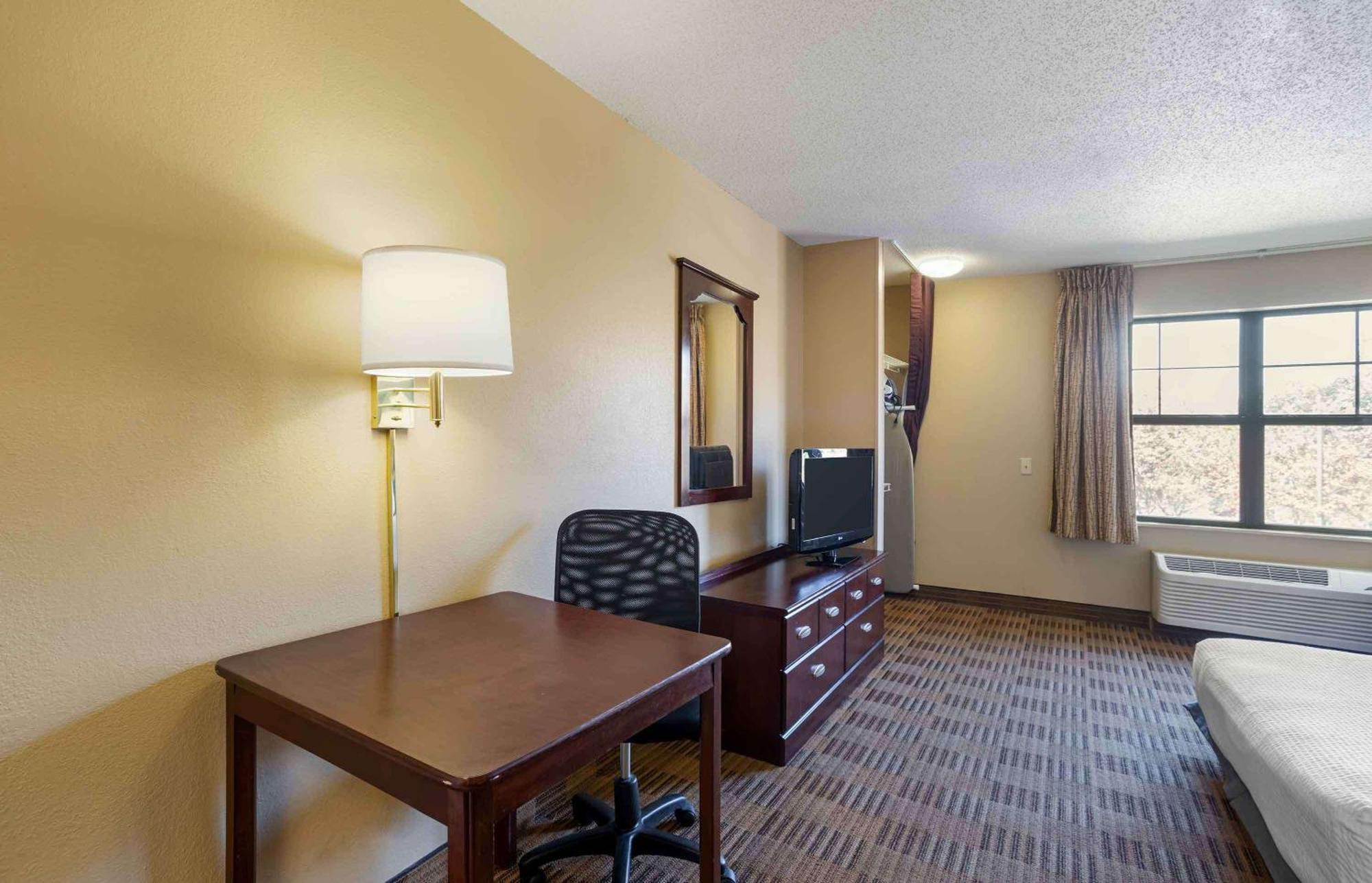 Hotel Extended America - - Westview Dr 2*