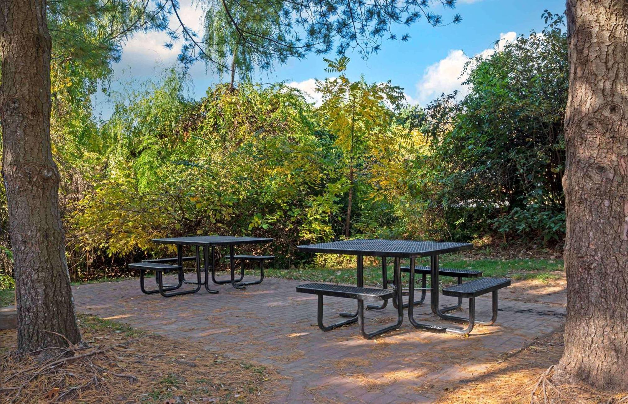 Extended America - - Westview Dr 2*
